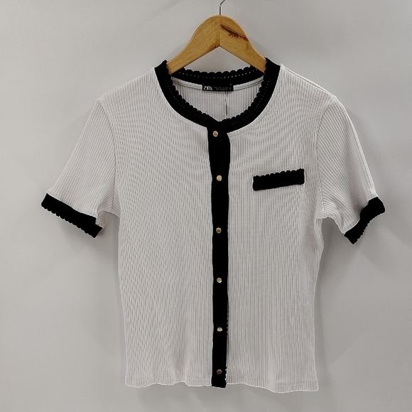 Zara Button Down Top Size Large White Ribbed Top Black Trim Short Sleeve Stretch - Picture 1 of 5